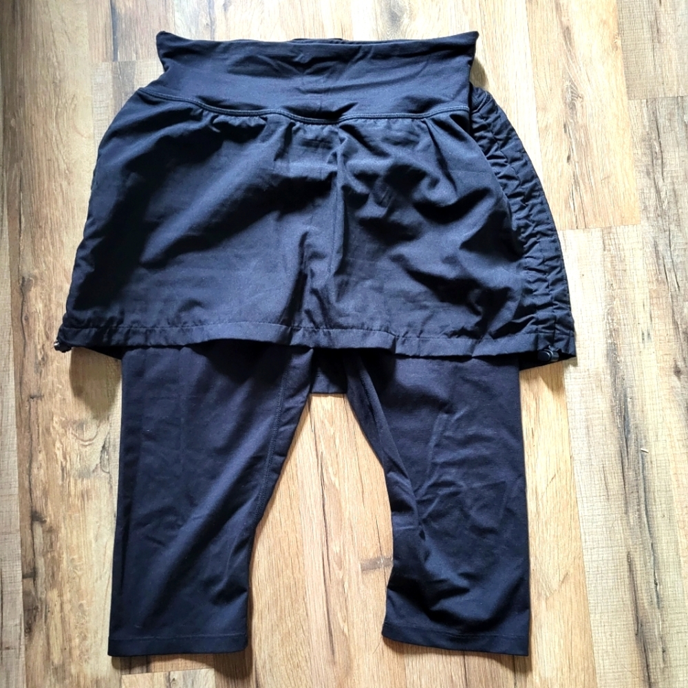 SPANX Athletic Skirt With Built In Crop Leggings Black Sz Large